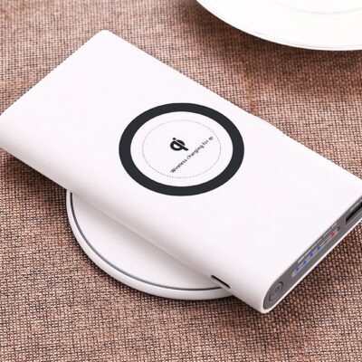 Three in one wireless charging treasure Universal mobile power large capacity charging treasure - Image 10