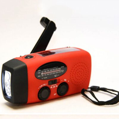 Solar hand crank USB charging radio flashlight - Image 8